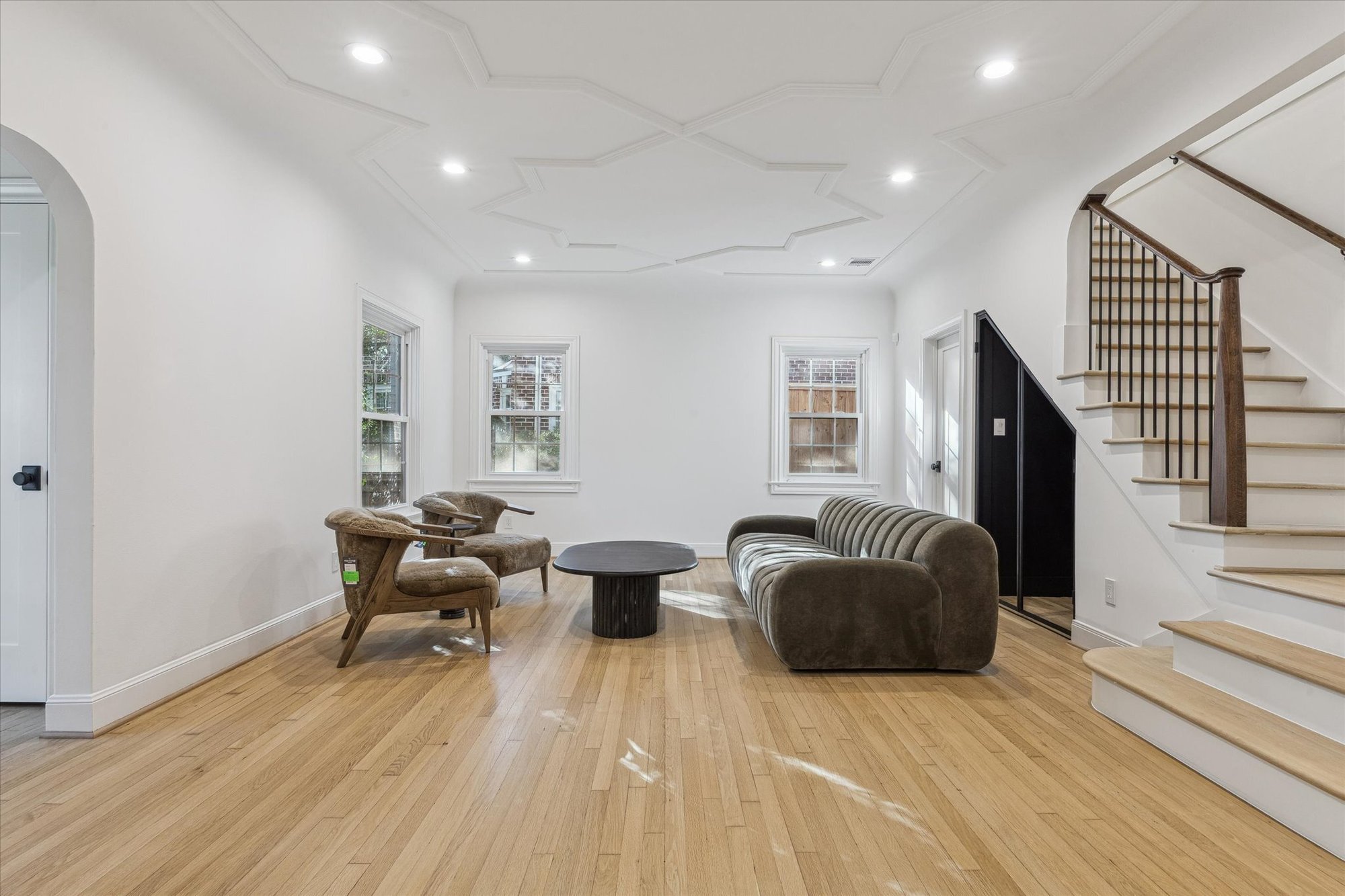 03-University 3002 IMG 03-1