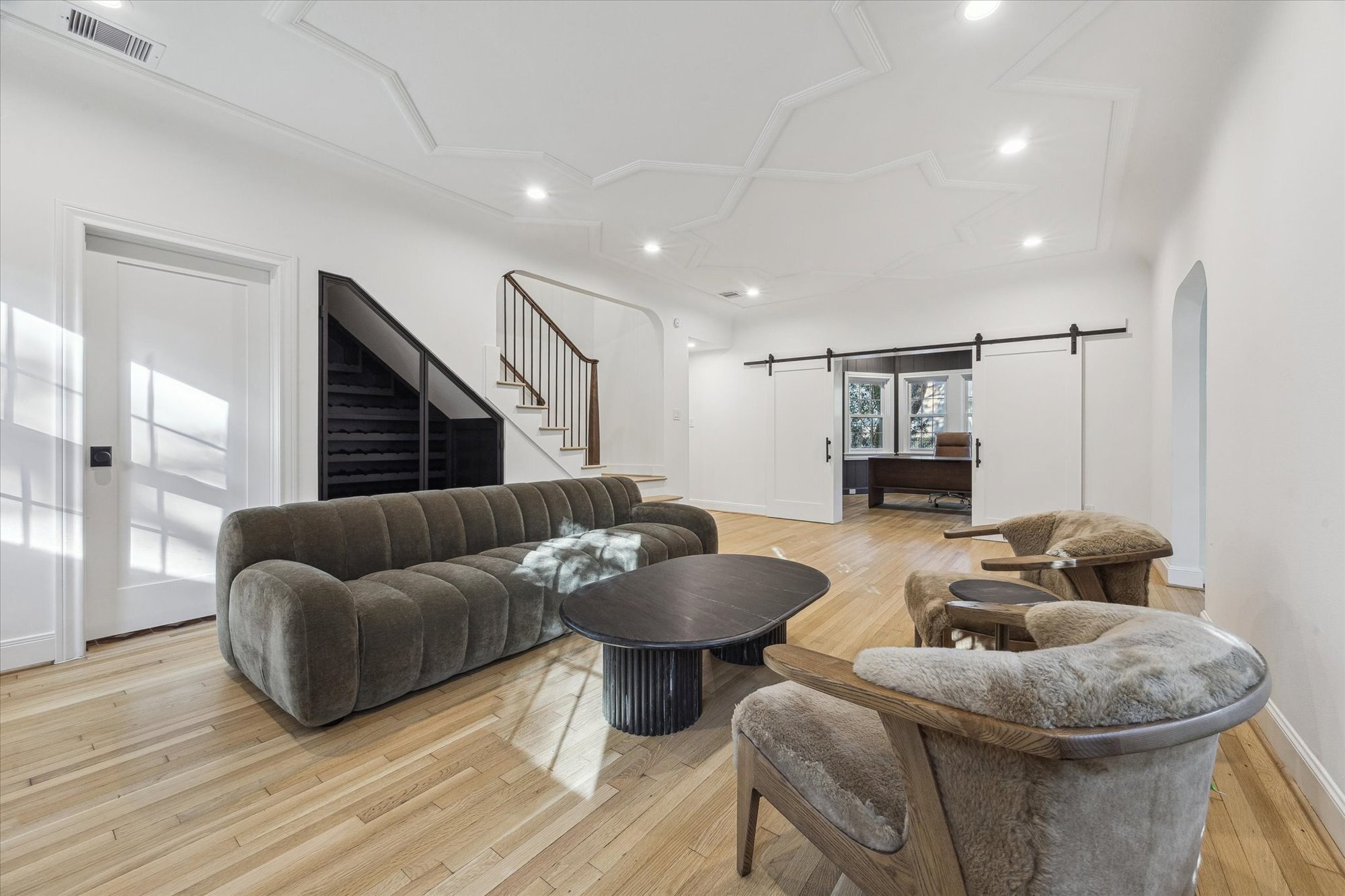 06-University 3002 IMG 06