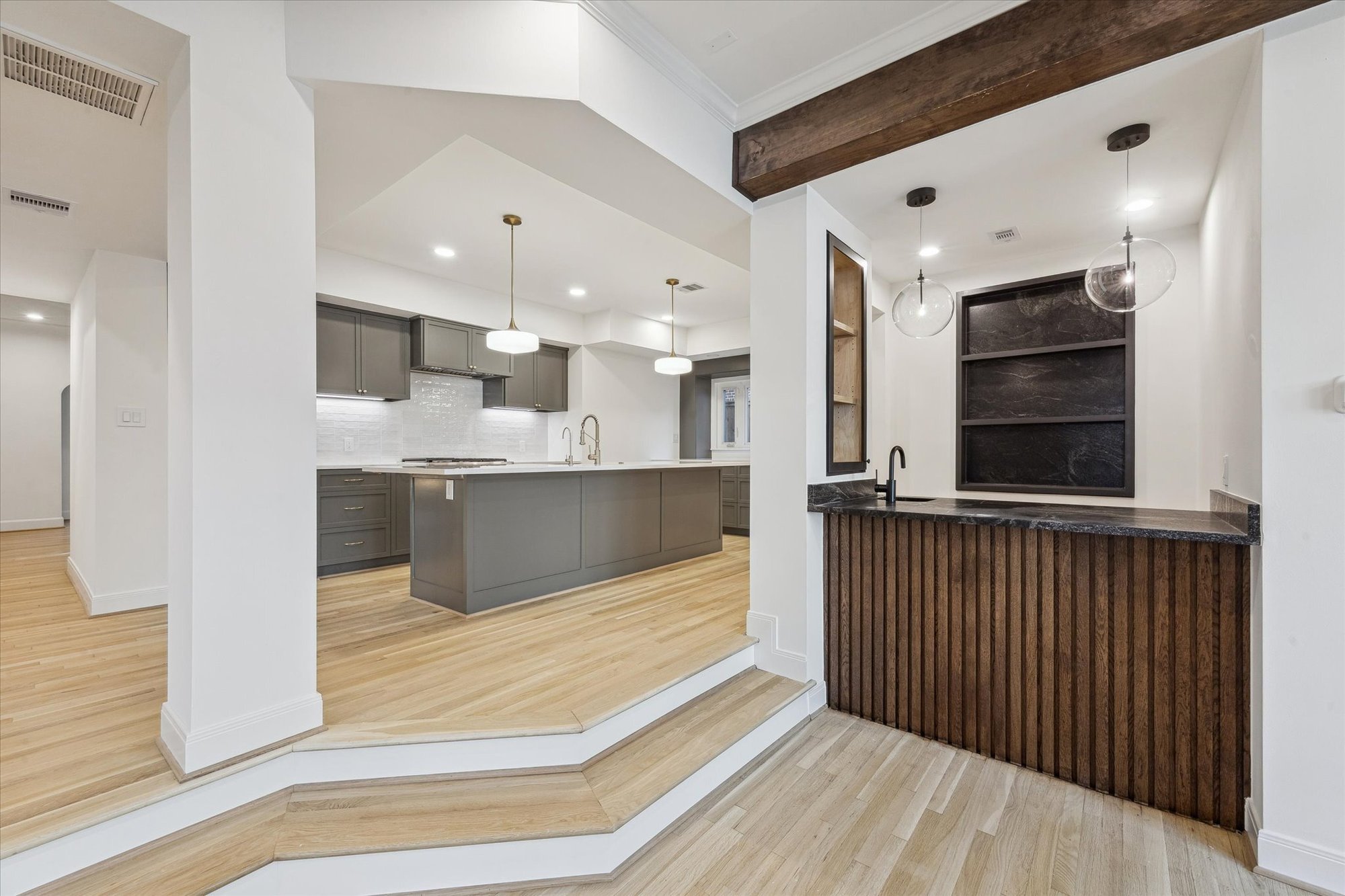 20-University 3002 IMG 26