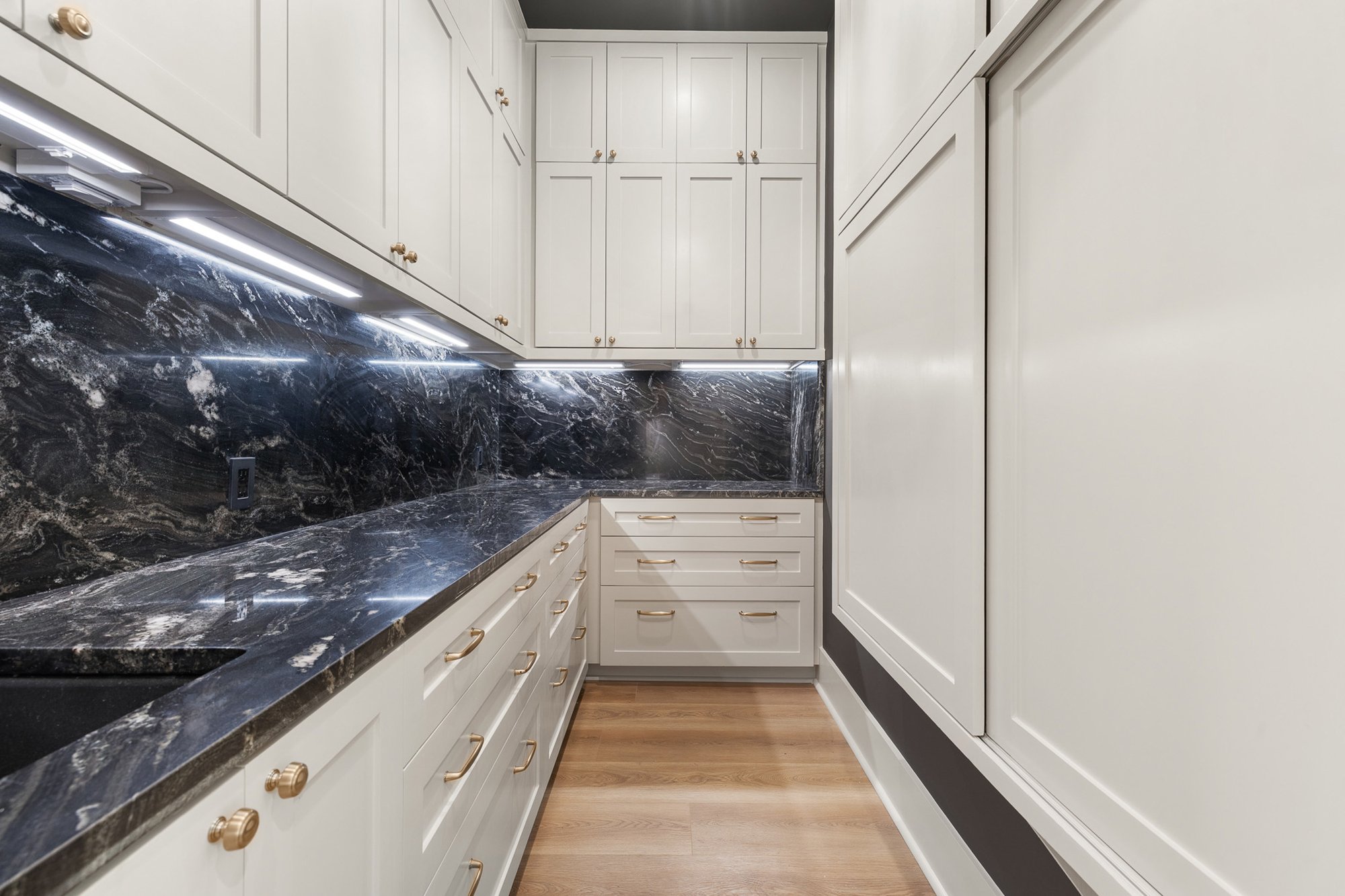 Custom walk-in pantry Custom walk-in pantry