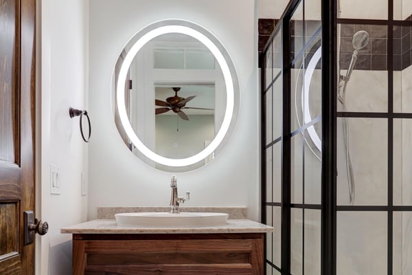 Beautiful Bathroom Featuring Built-in Ring Light