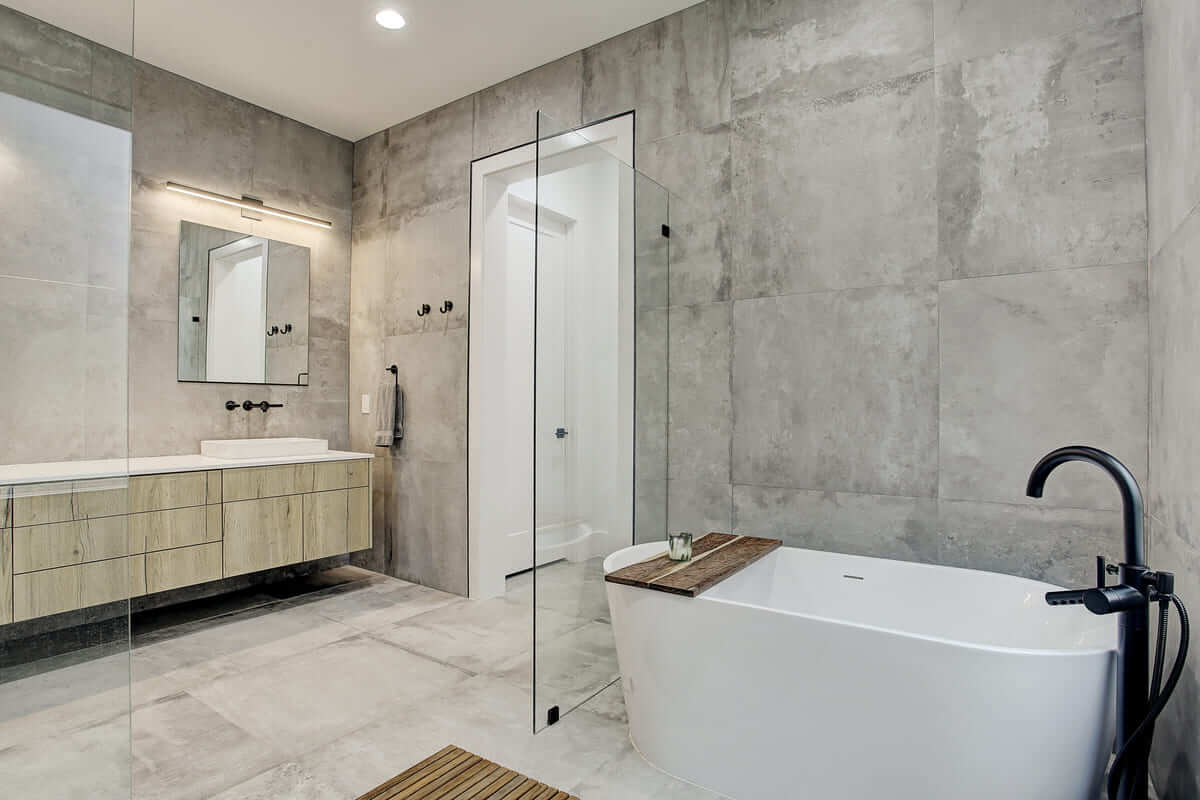 Oxford Street Home Remodel Modern Bathtub