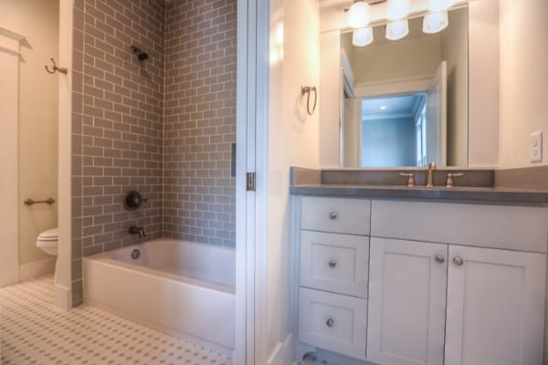 Custom bathroom in Houston, Texas home by Southern Green Builders